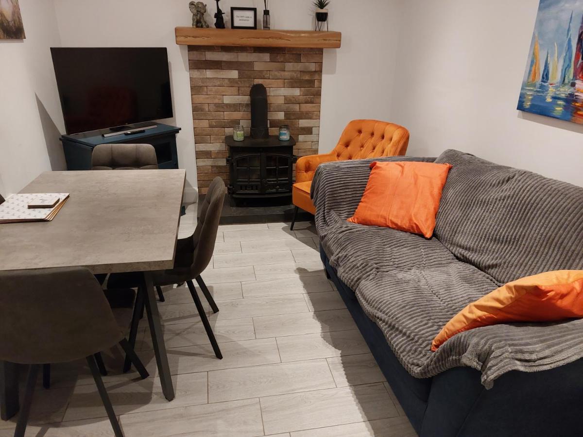 Amy'S Place Charming 3 Bed House Donegal Donegal Town Eksteriør billede